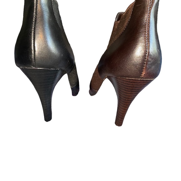 Ladies ankle boots BOGO for just $5 more dollars!! - Picture 5 of 7